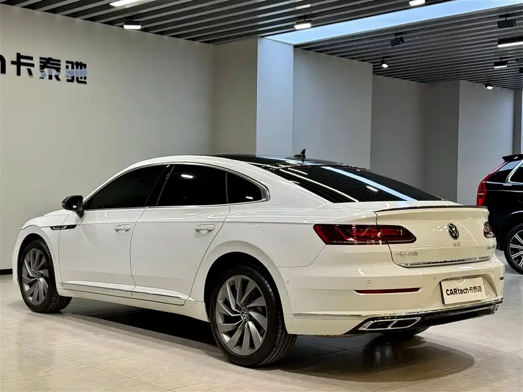 Volkswagen CC — фото 9