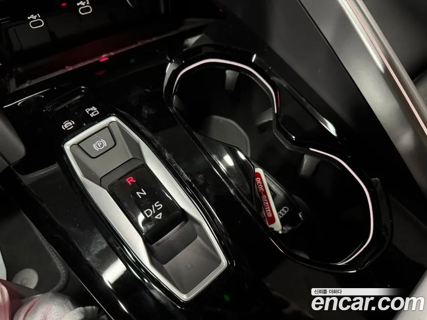 Audi Q5 2025 из KR, фото 10