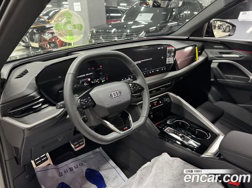 Audi Q5 2025 из KR, фото 7