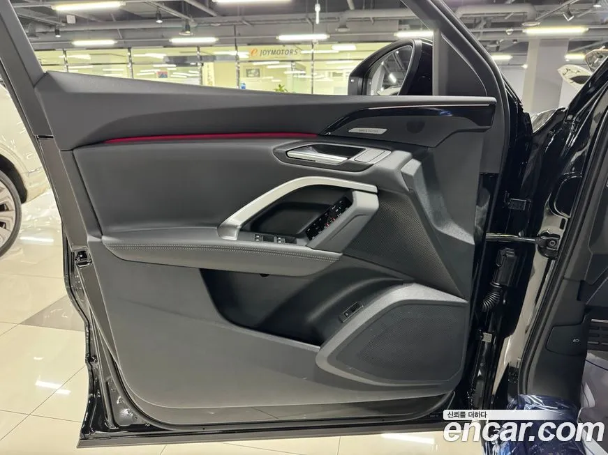 Audi Q5 2025 из KR, фото 2
