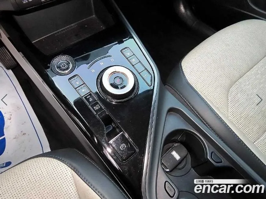 Kia Niro — фото 10