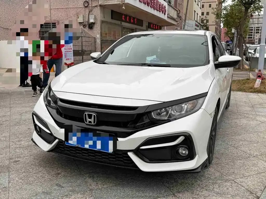 Honda Civic — фото 1