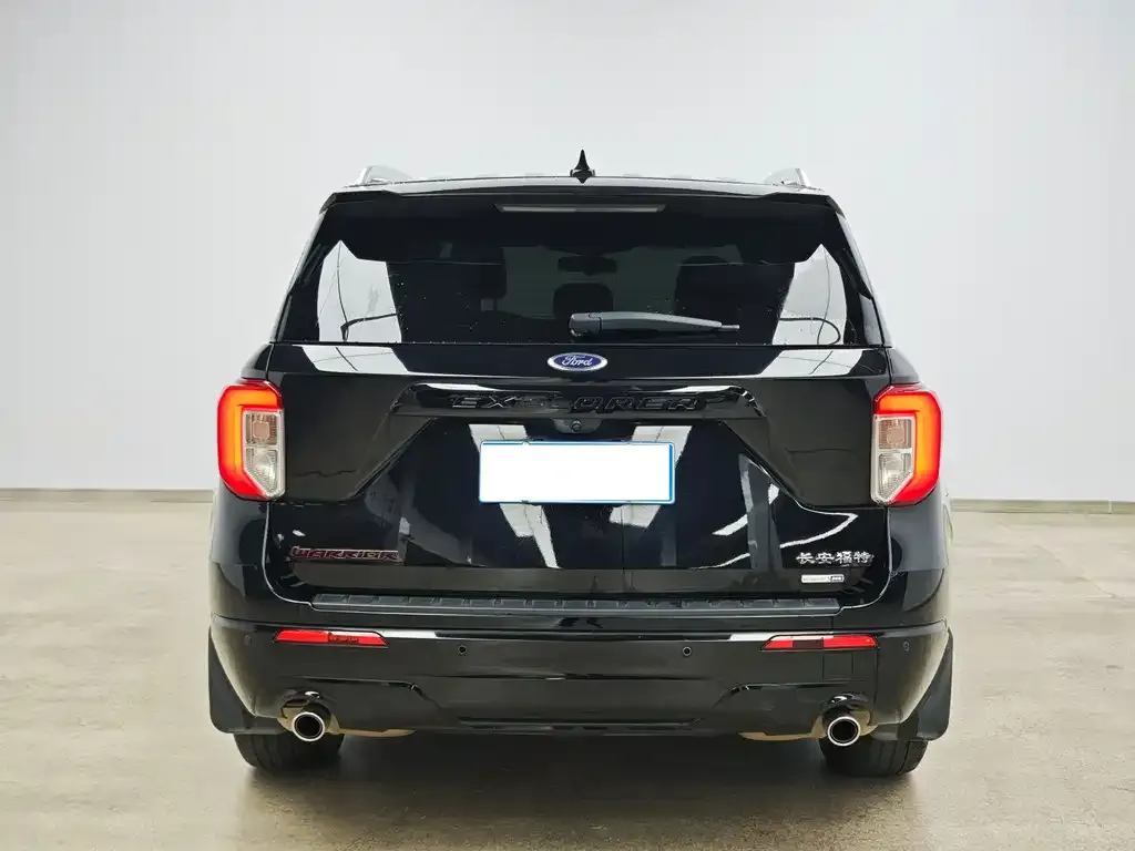 Ford Explorer 2022 из CN, фото 2