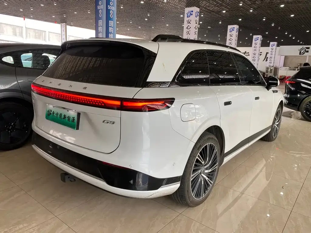 XPeng G9 — фото 9