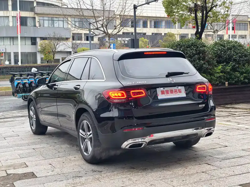 Mercedes-Benz GLC — фото 9