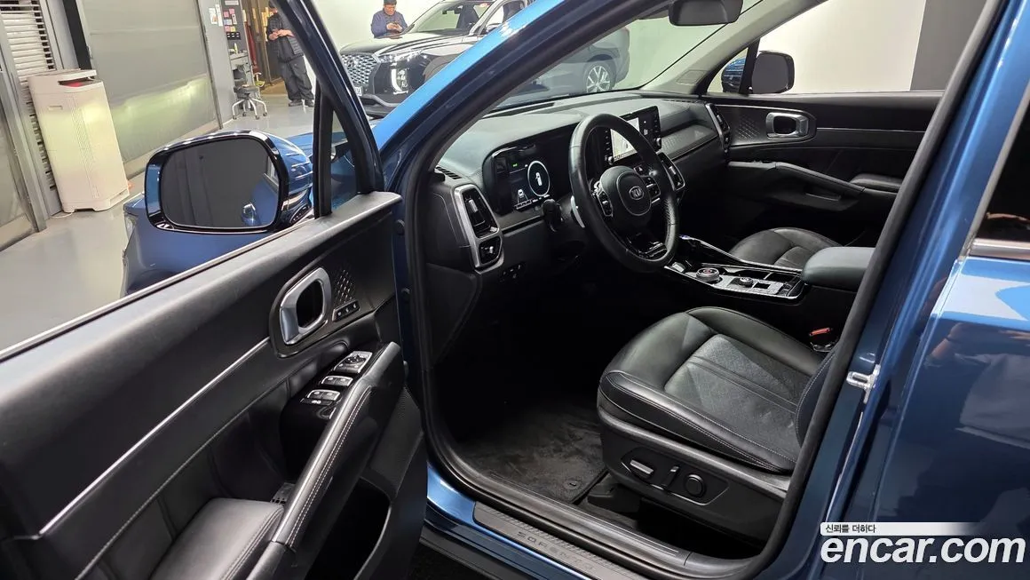 Kia Sorento — фото 9