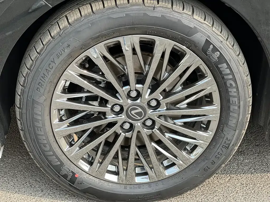 Lexus LM 2026 из CN, фото 10