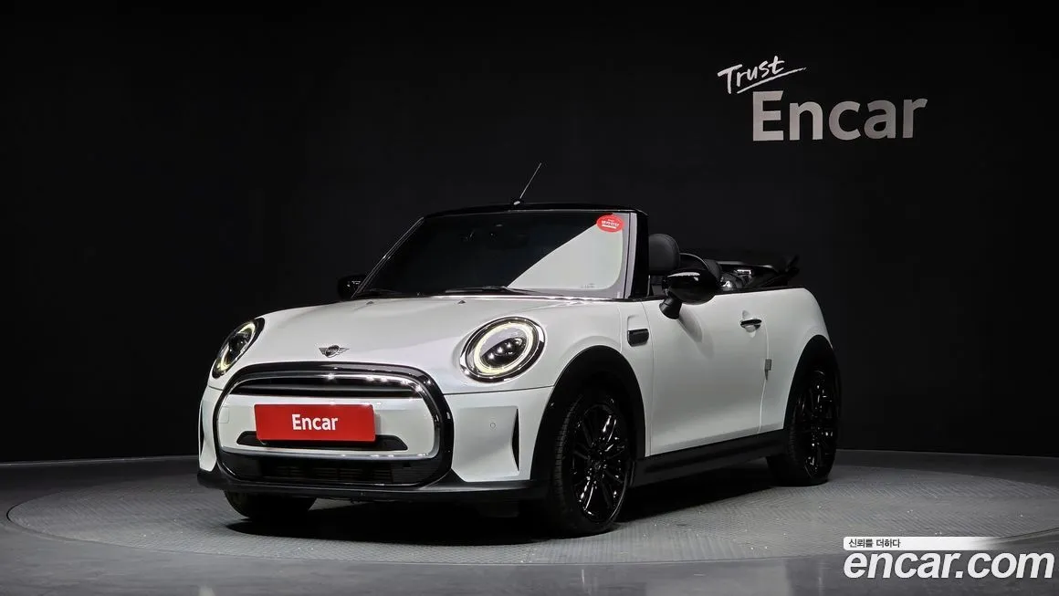 Mini Cooper Convertible — фото 1