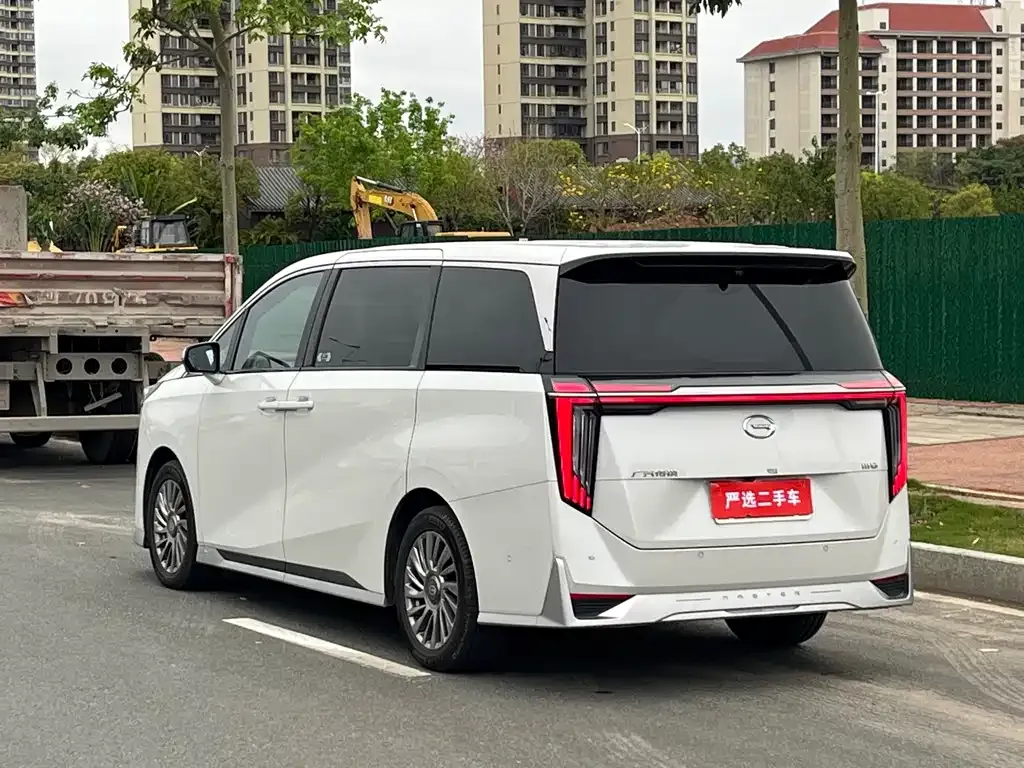 GAC Motor Trumpchi M8 — фото 9