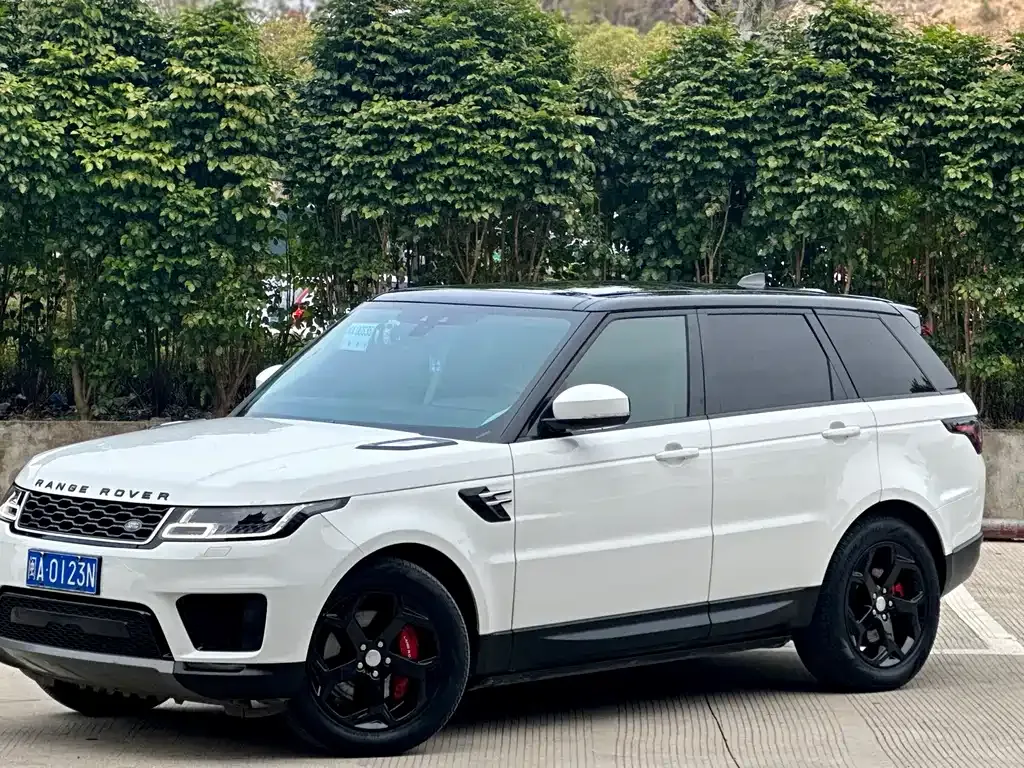 Land Rover Sport — фото 1