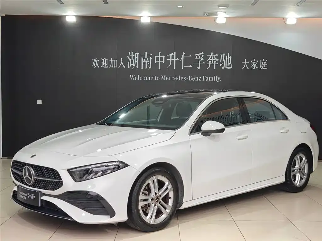 Mercedes-Benz A-Class 2024 из CN, фото 1