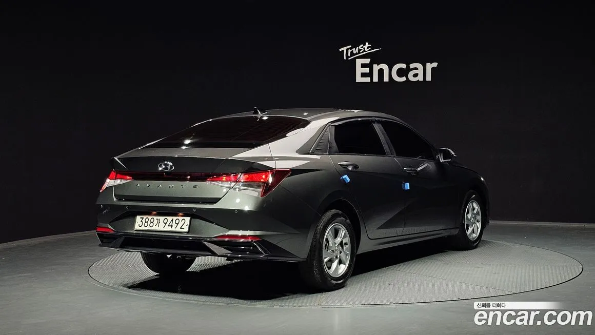 Hyundai AVANTE — фото 3