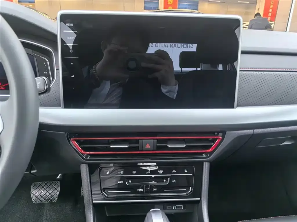 Volkswagen Lavida 2024 из CN, фото 4