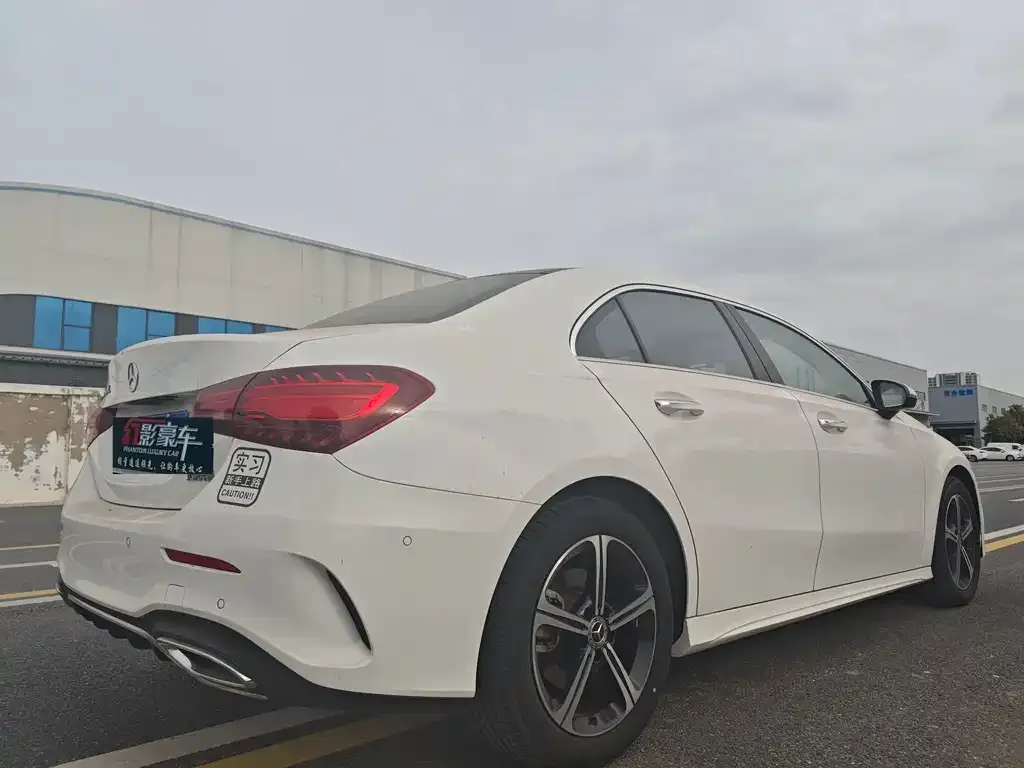 Mercedes-Benz A-Class 2023 из CN, фото 2