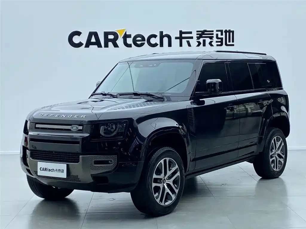 Land Rover Defender — фото 1