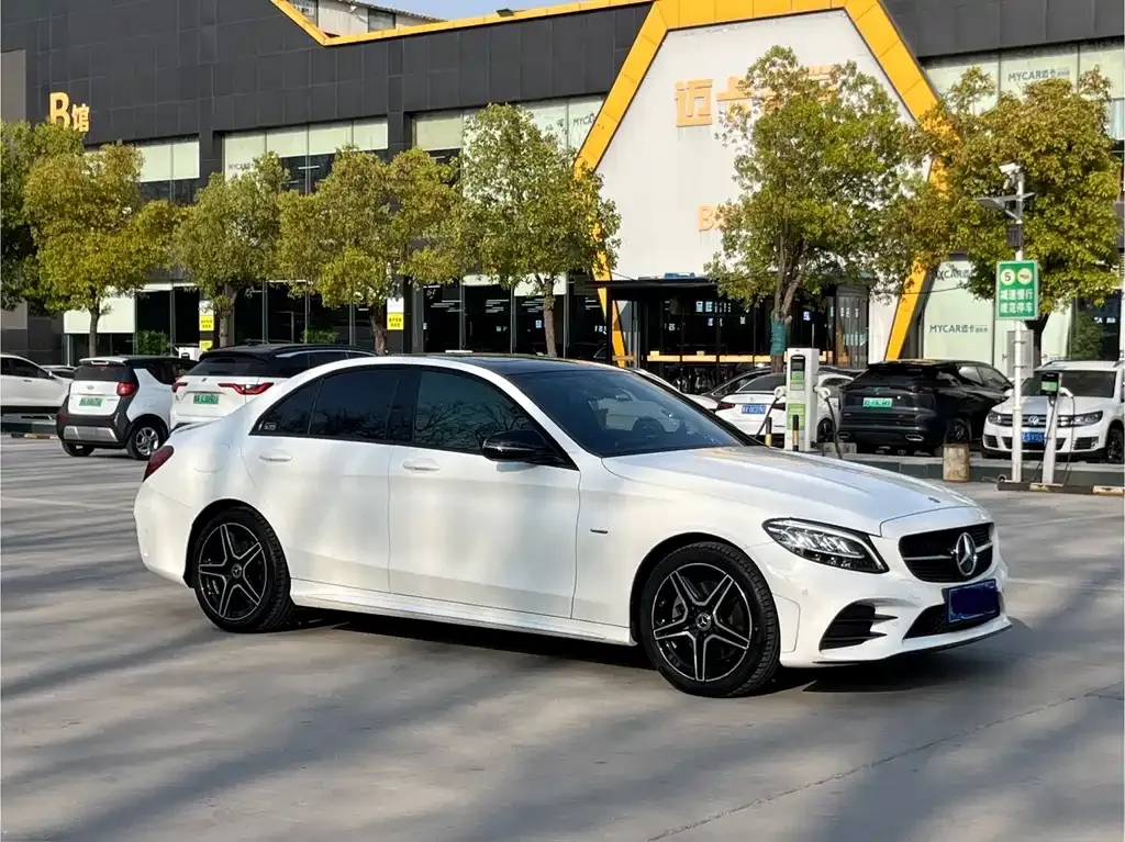 Mercedes-Benz C-Class — фото 6