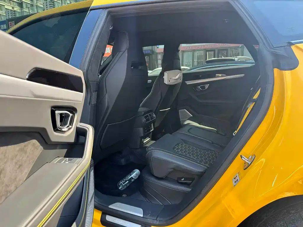 Lamborghini Urus 2024 из CN, фото 5