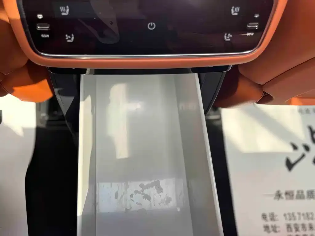 Li Auto L8 2024 из CN, фото 2