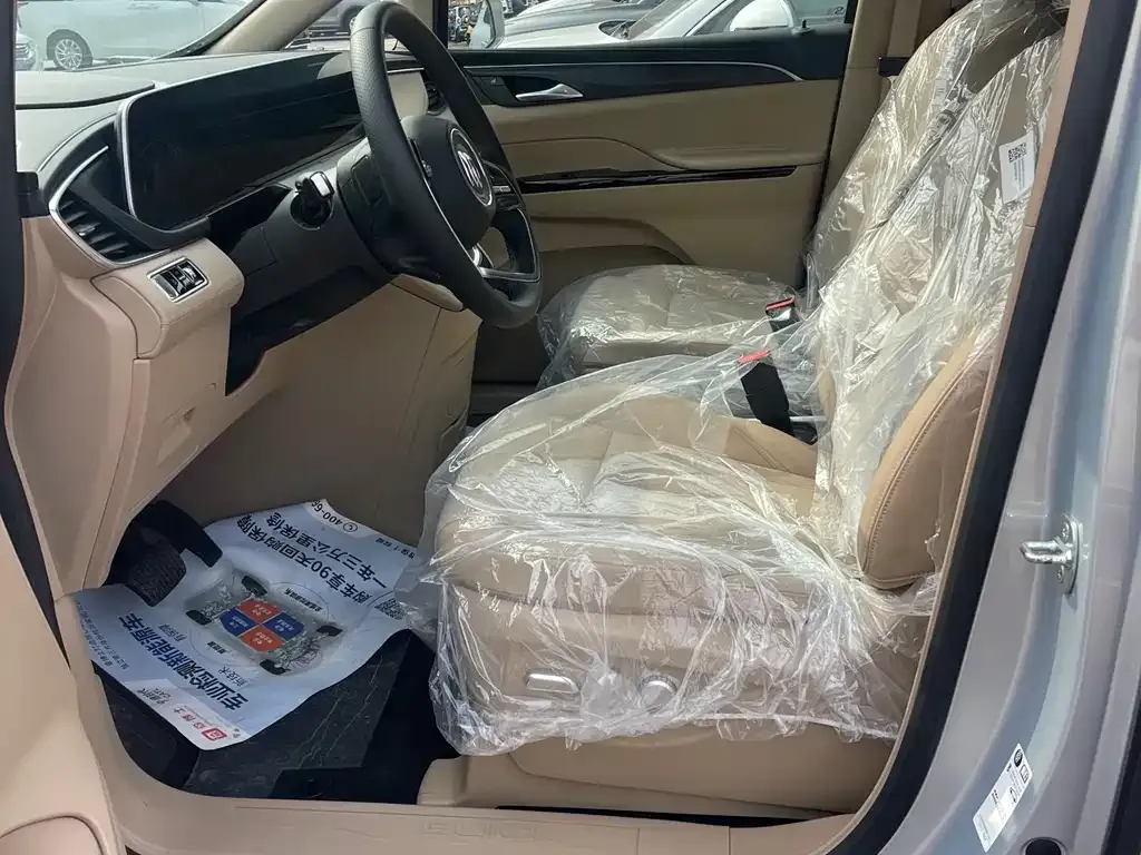 Buick GL8 Hybrid — фото 4