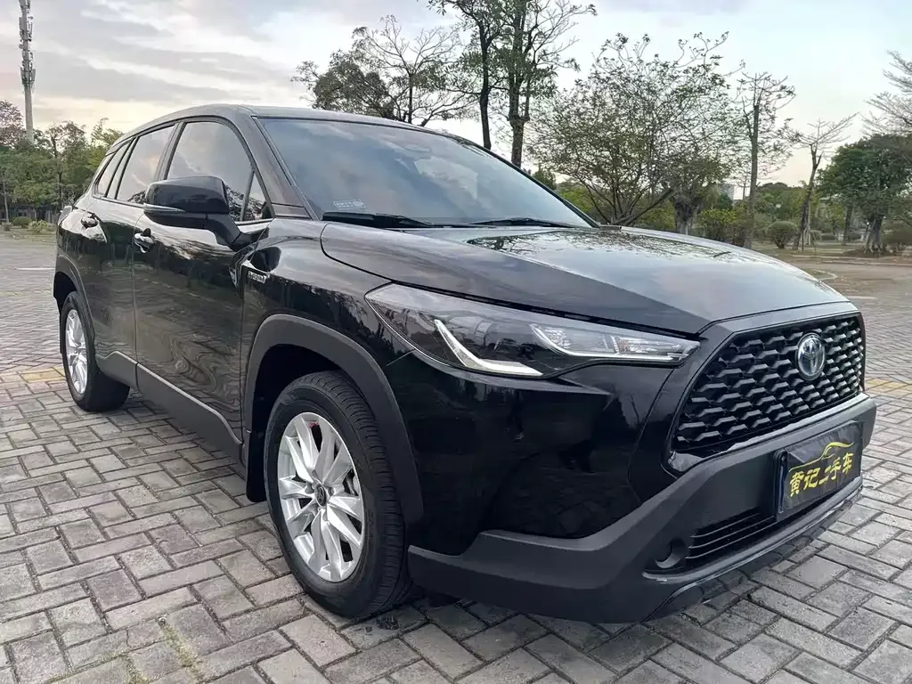 Toyota Corolla Cross 2024 из CN, фото 4