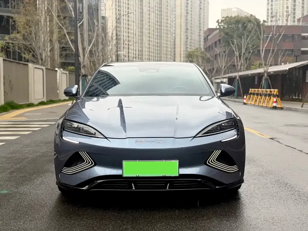 BYD Seal — фото 4