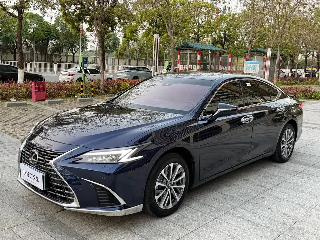 Lexus ES 2025 из CN, фото 1