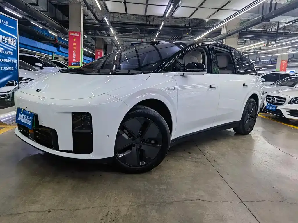 Li Auto i8 2025 из CN, фото 1