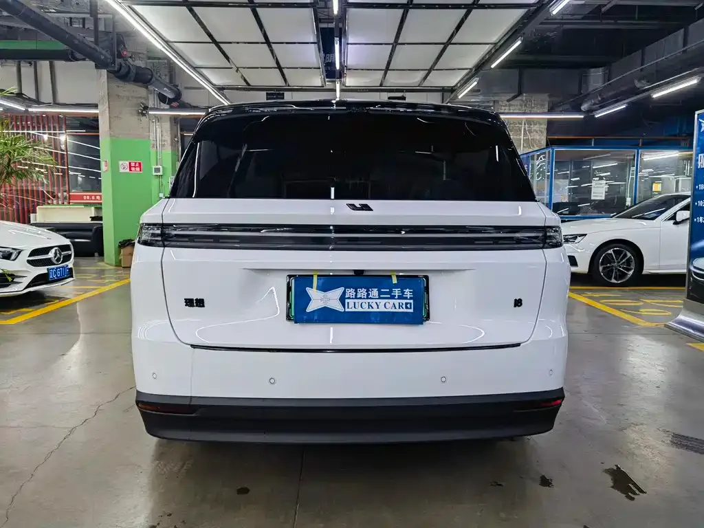 Li Auto i8 2025 из CN, фото 4