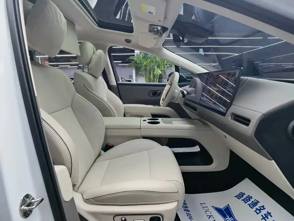 Li Auto i8 2025 из CN, фото 5