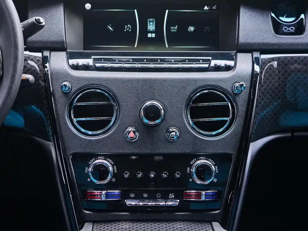 Rolls-Royce Cullinan 2022 из CN, фото 2