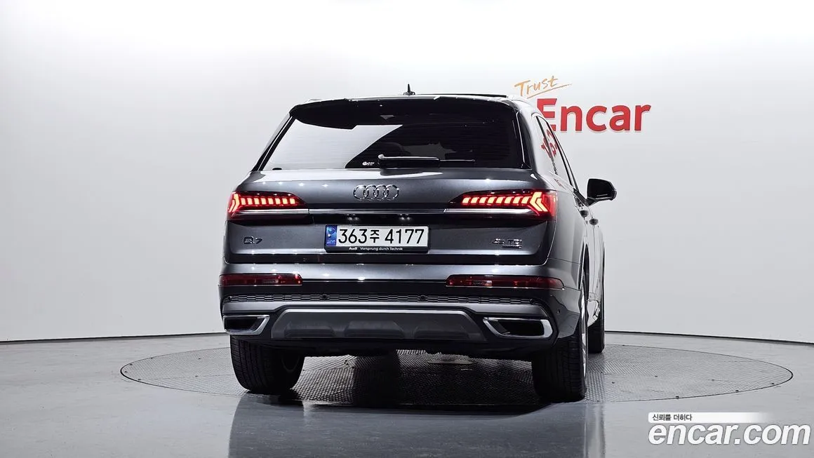 Audi Q7 — фото 2