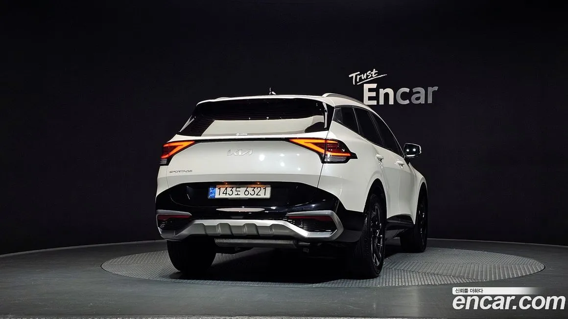 Kia Sportage — фото 8