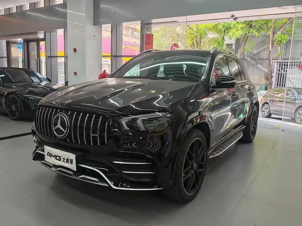 Mercedes-Benz GLE AMG — фото 1