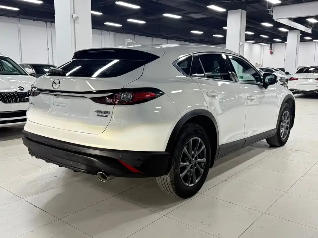 Mazda CX-4 — фото 4
