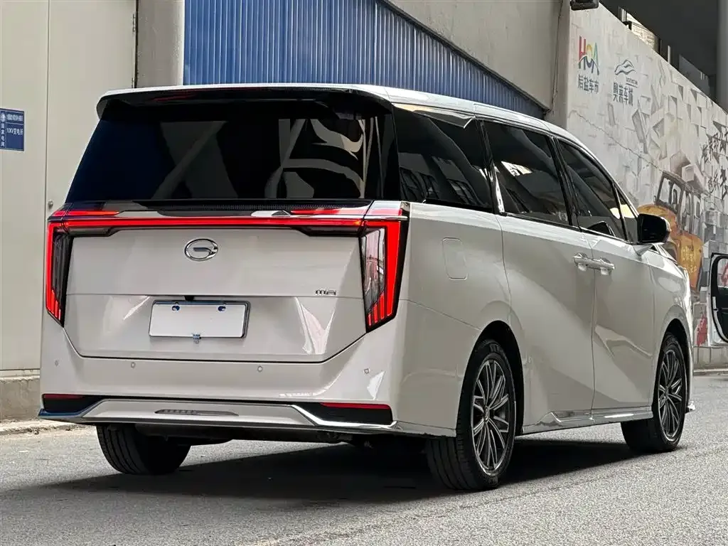 GAC Motor Trumpchi M8 — фото 2