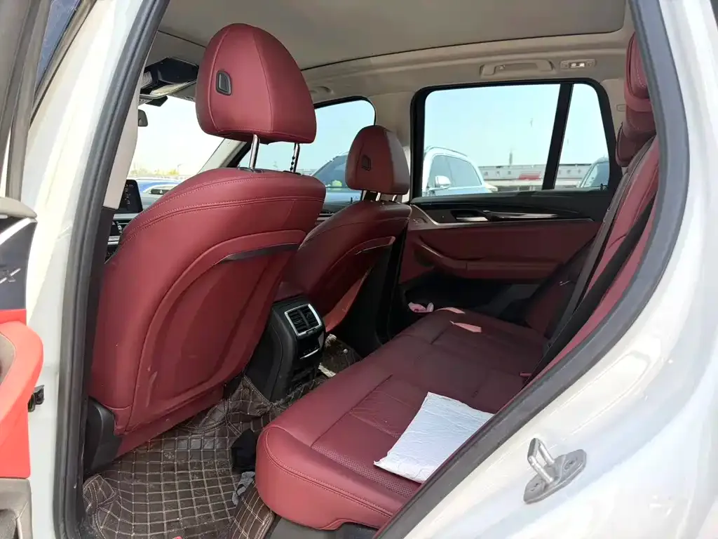BMW iX3 2024 из CN, фото 7