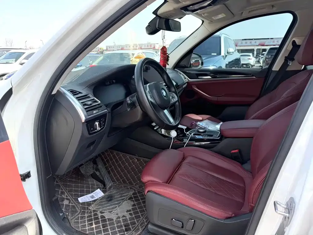 BMW iX3 2024 из CN, фото 3