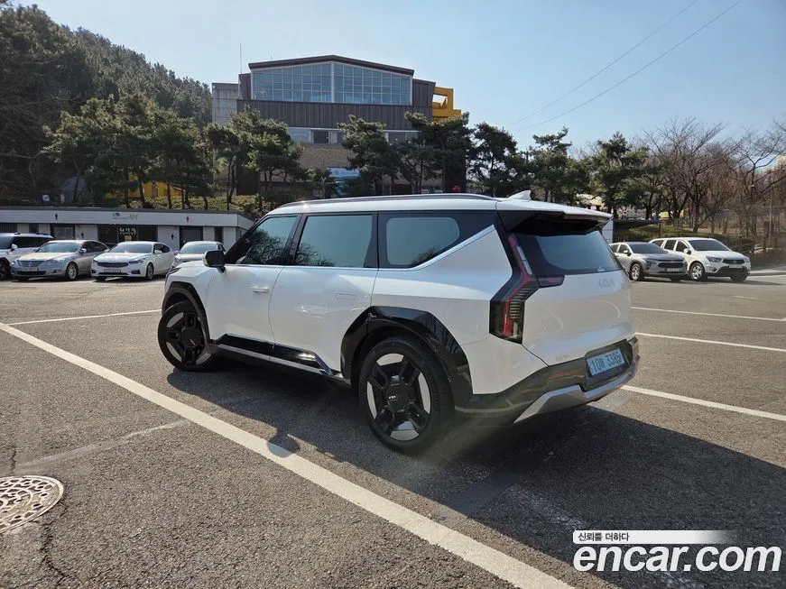 Kia EV9 2024 из KR, фото 6