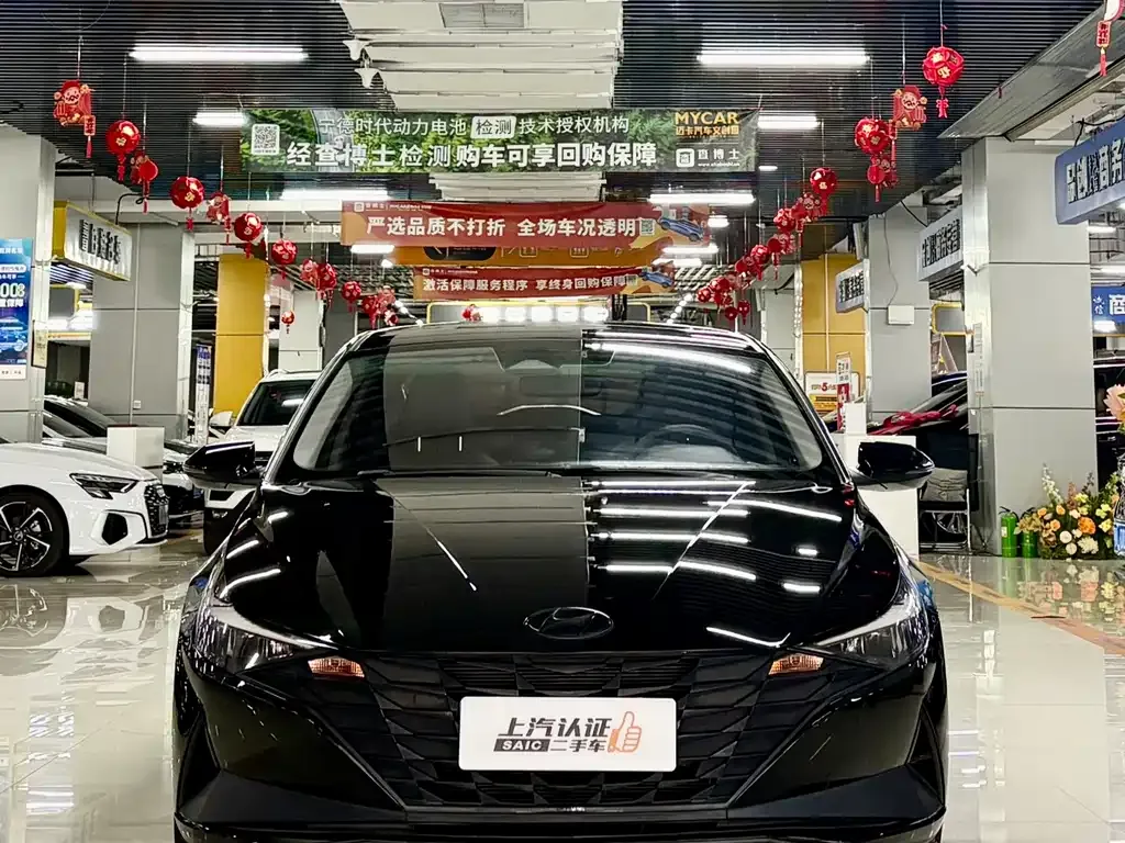 Hyundai Elantra — фото 5