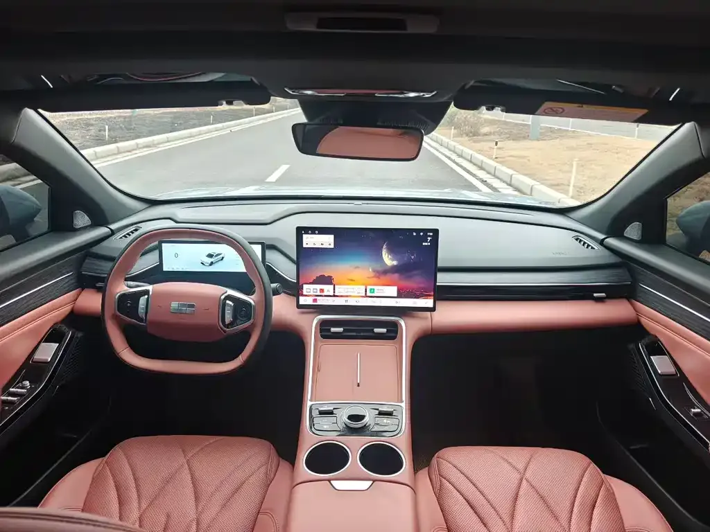 Geely Galaxy L6 2025 из CN, фото 4
