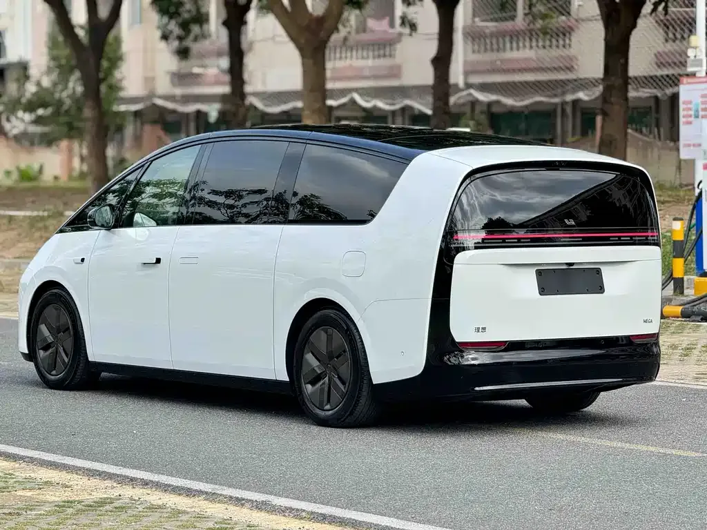 Li Auto MEGA 2025 из CN, фото 10