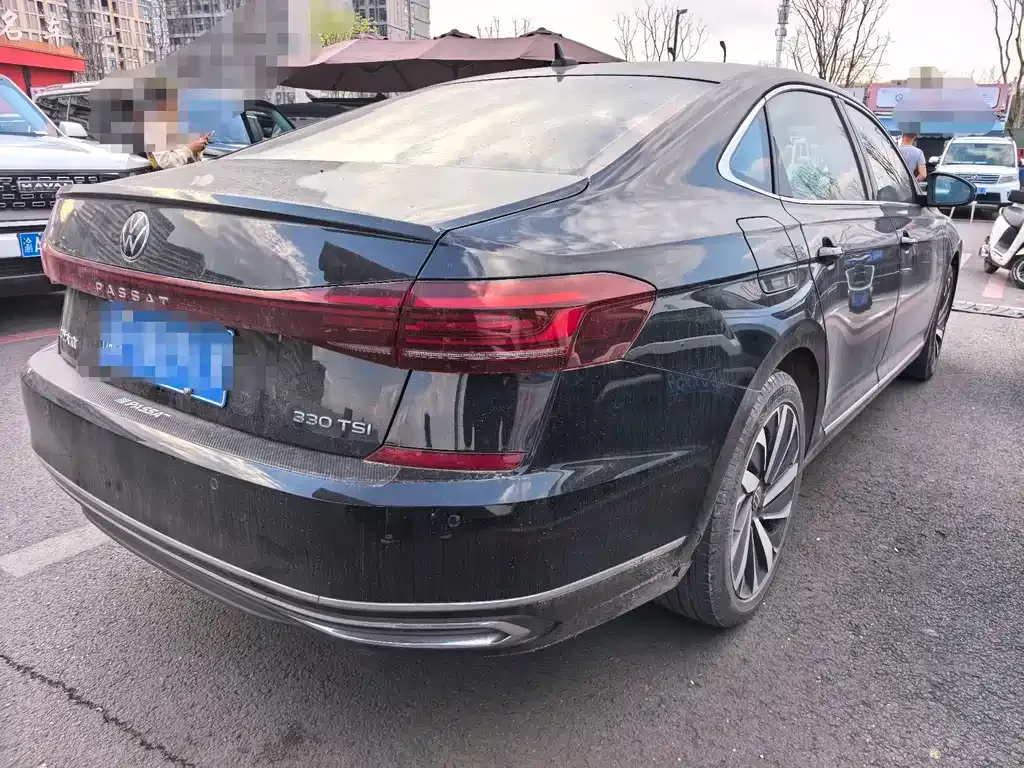 Volkswagen Passat — фото 3