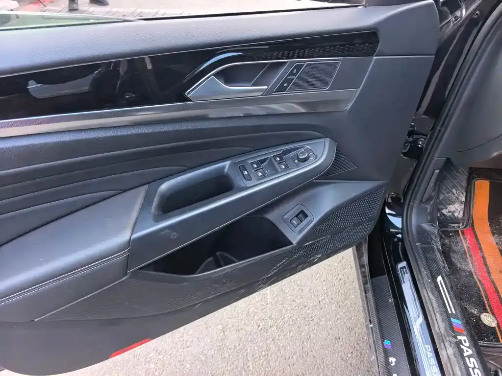 Volkswagen Passat — фото 5
