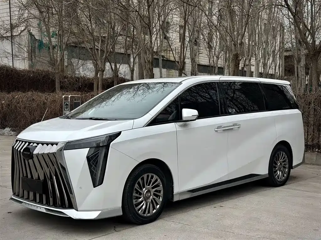 GAC Motor Trumpchi M8 — фото 1