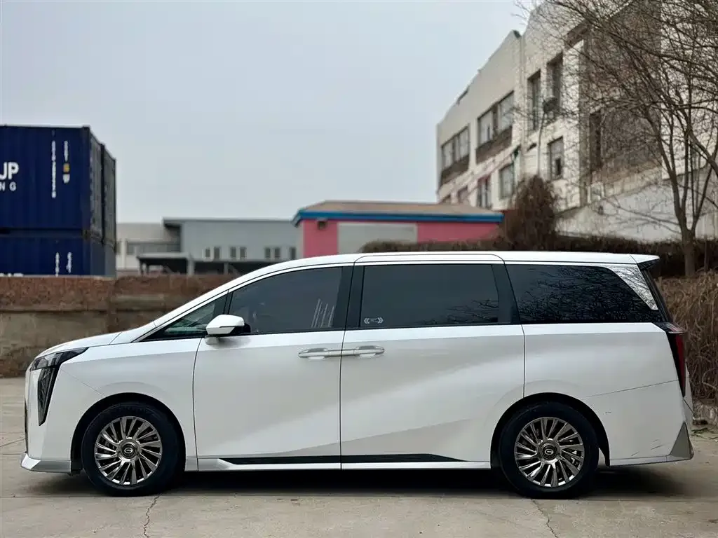 GAC Motor Trumpchi M8 — фото 5