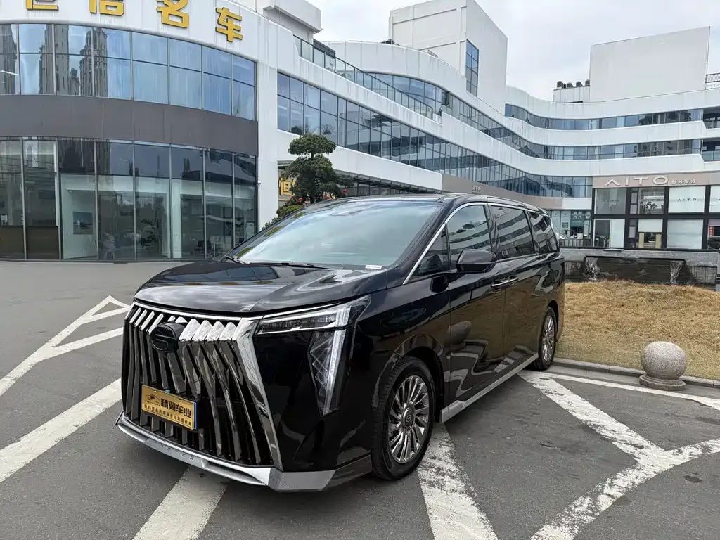 GAC Motor Trumpchi M8 — фото 1