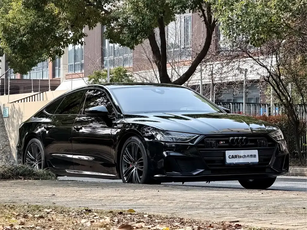 Audi A7 2022 из CN, фото 6
