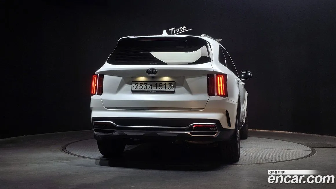Kia Sorento — фото 4