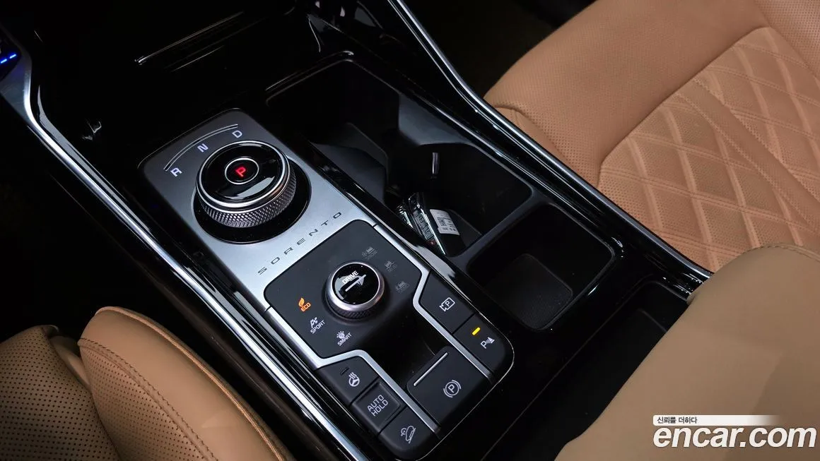 Kia Sorento — фото 8