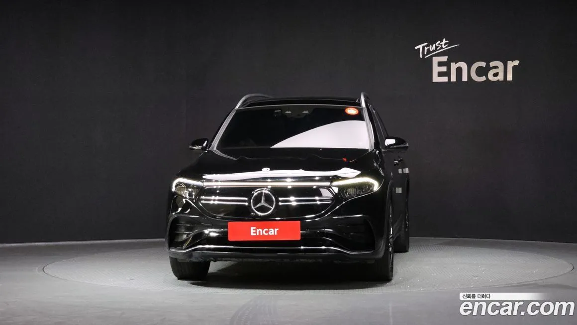 Mercedes-Benz EQB — фото 2